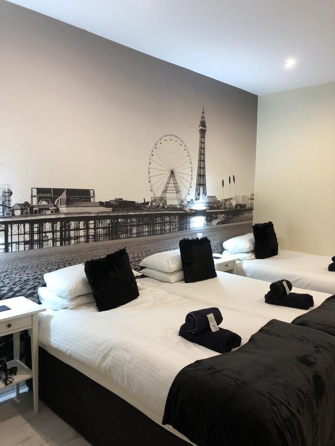 Happy Return Hotel Blackpool Exterior photo
